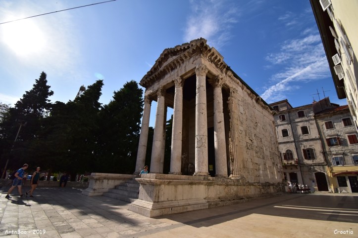  Temple of Augustus
